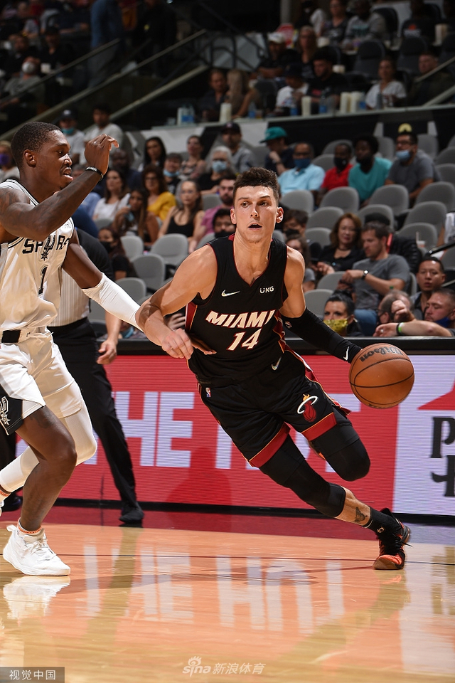 一名此前備 一名此前備