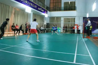 而是